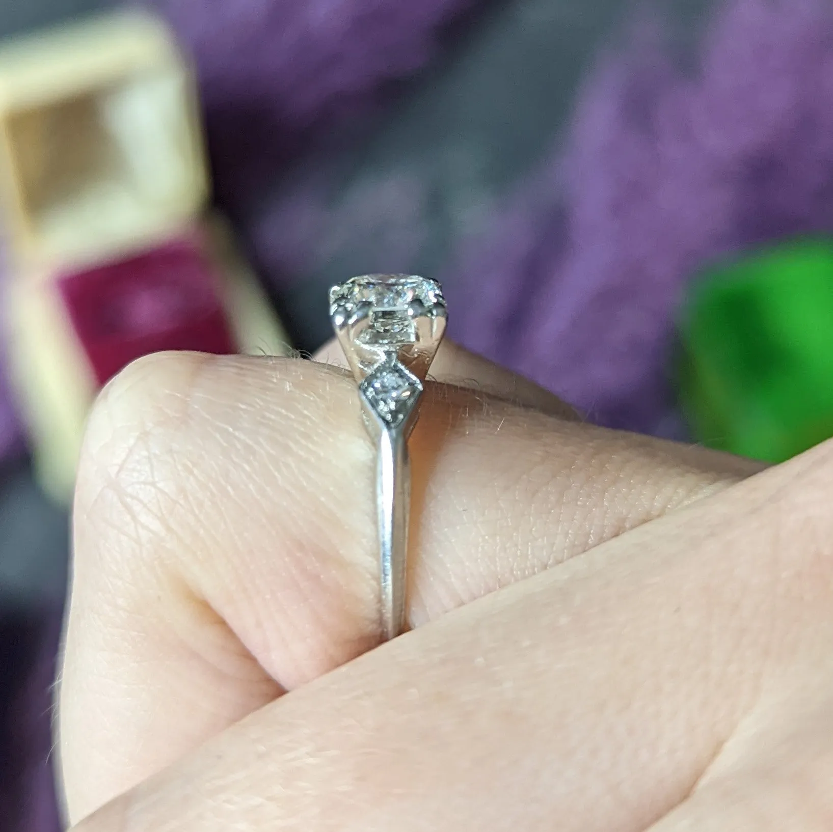 1950's Mid-Century 1.01 CTW Diamond Platinum Three Stone Engagement Ring