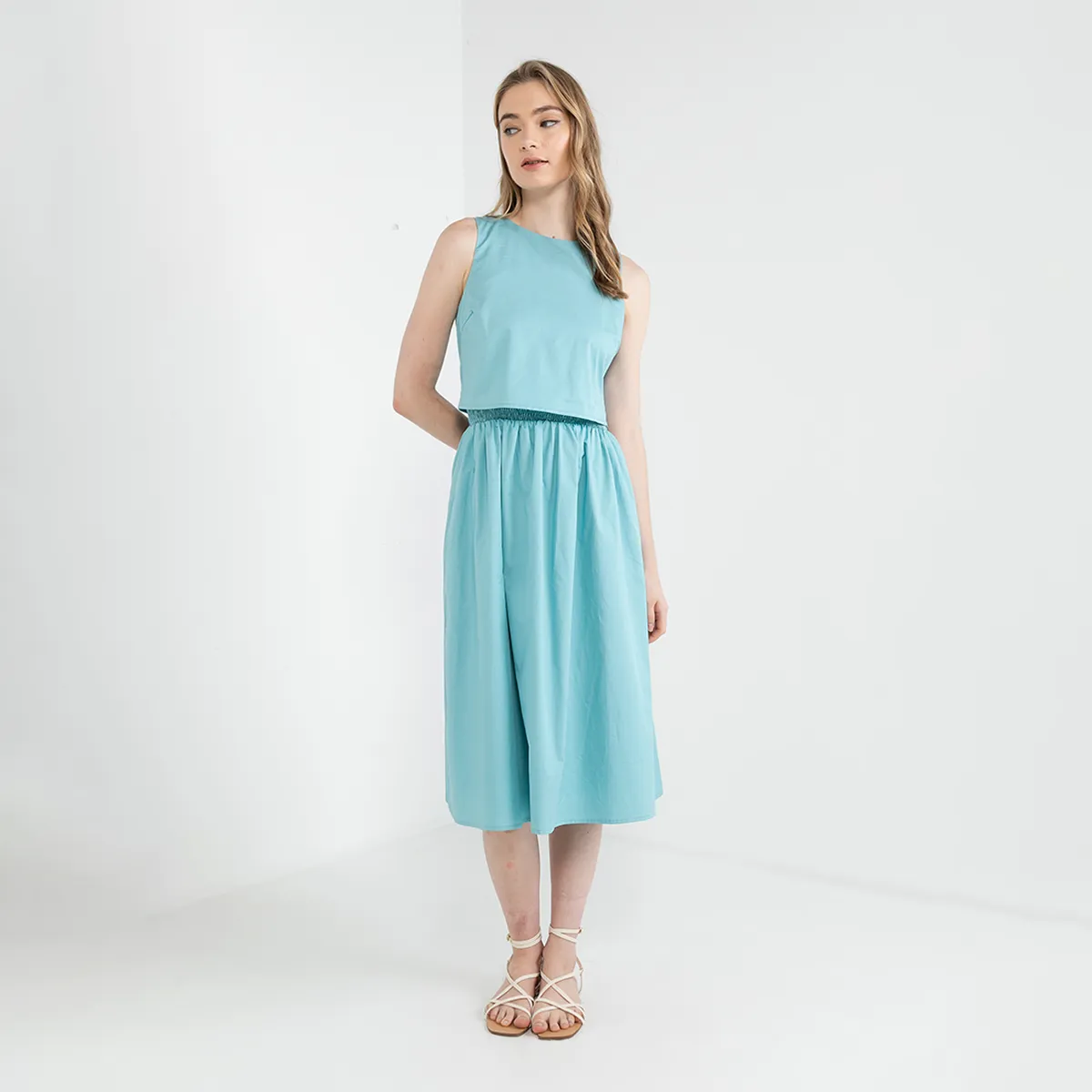 ELLE Apparel Round Neck Midi Dress With Tie Back