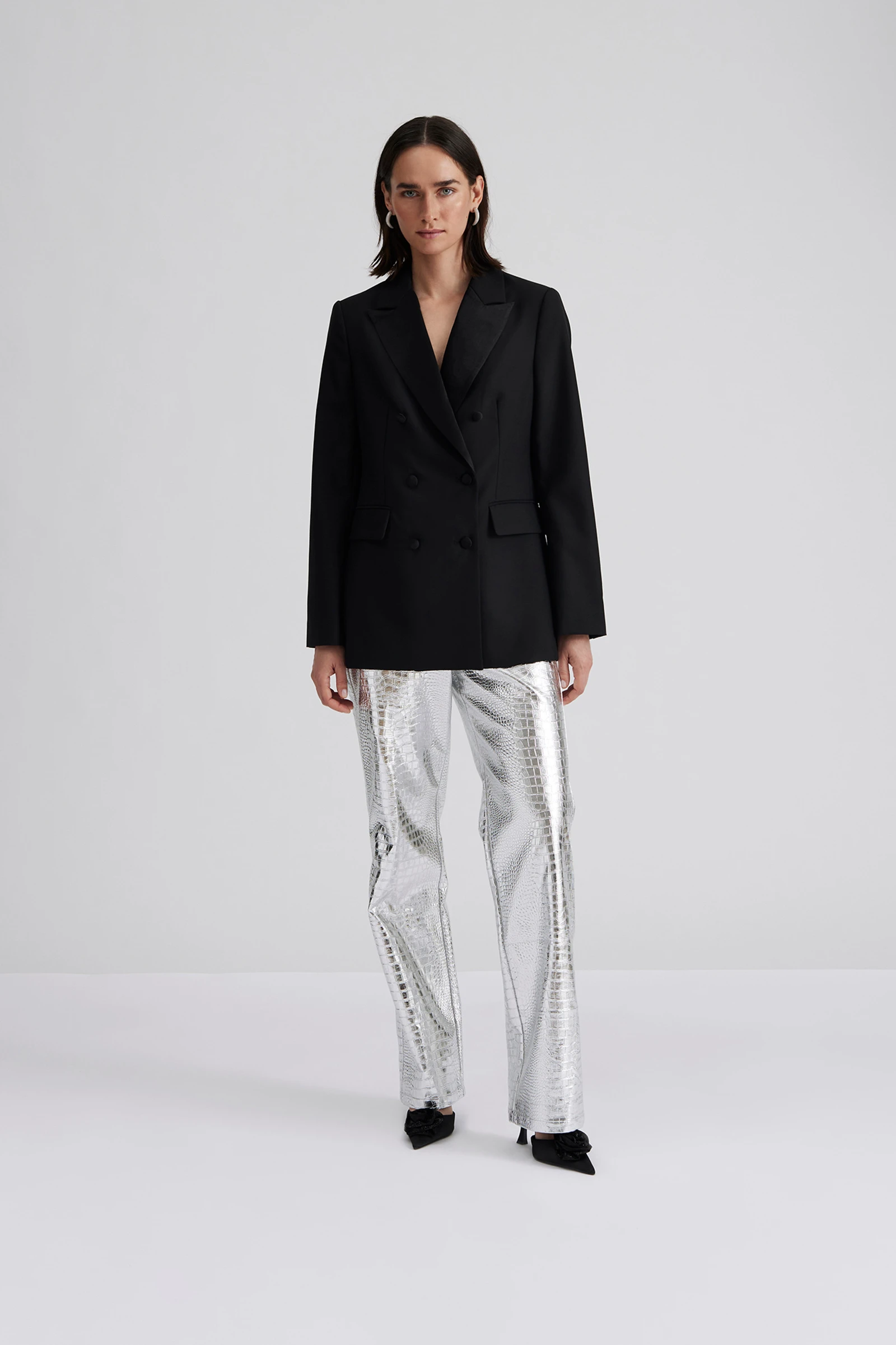 		Malina Tuxedo Blazer	