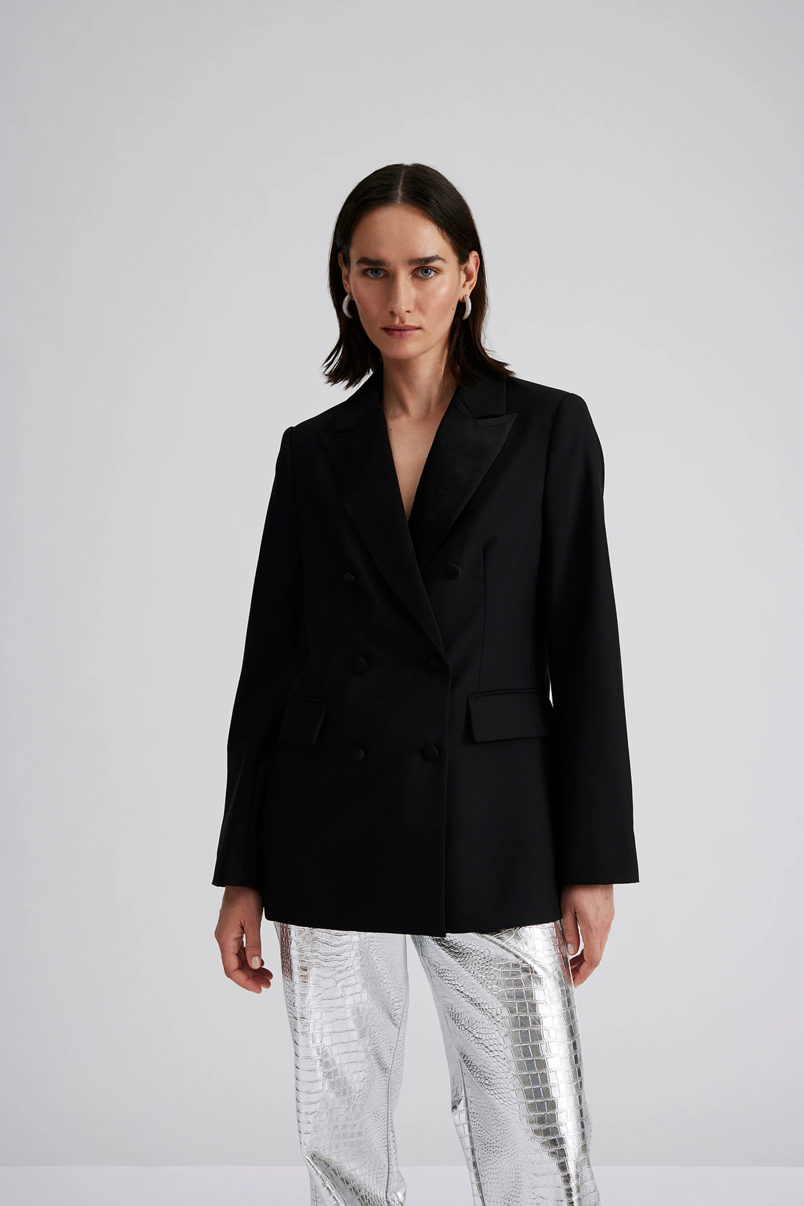 		Malina Tuxedo Blazer	