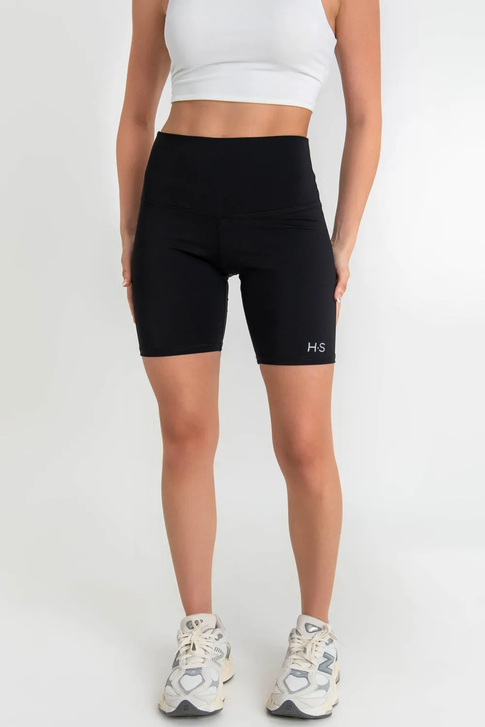 Short biker deportivo