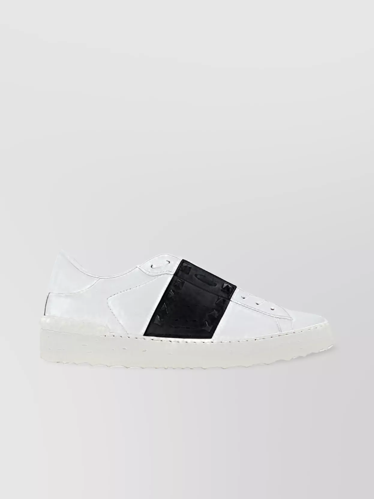 Valentino Garavani   Chunky sole sneaker | rockstud untitled